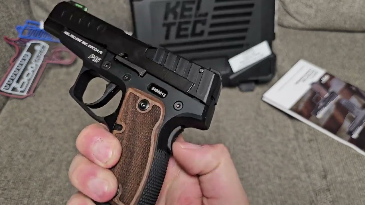 Tabletop review of a Keltec P15 Metal. They screwed this one....together.