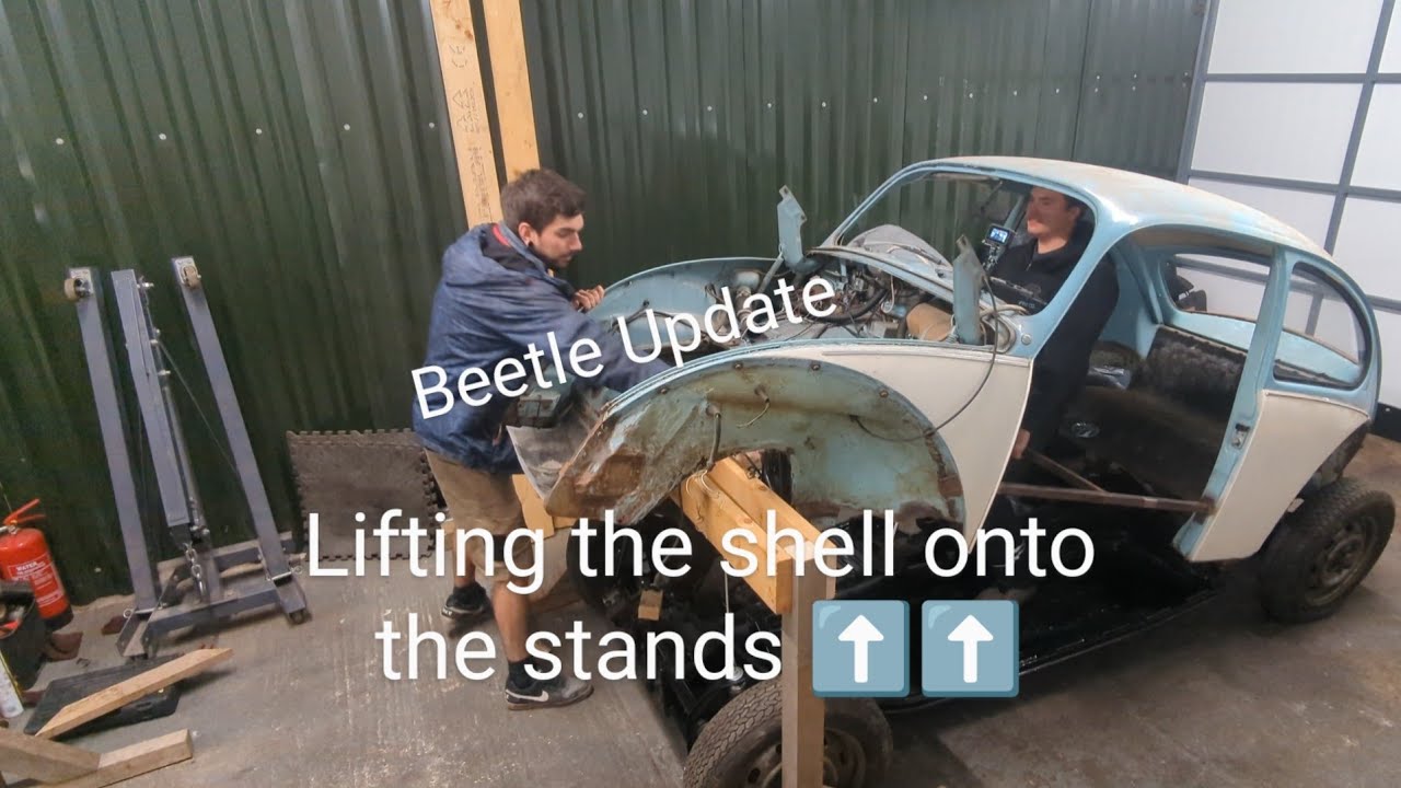 Project Daily (Classic VW Beetle) Lifting Shell On DIY Stand + Welding Update - The Rust Room [Ep 7]