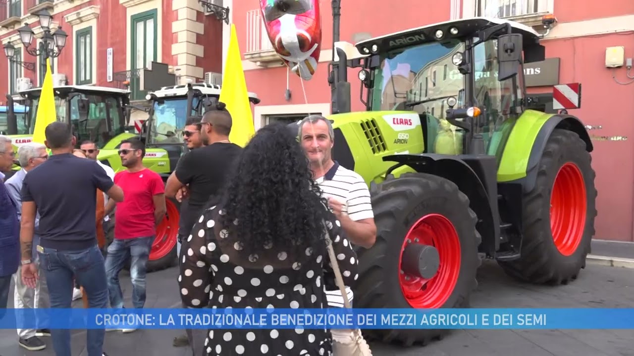 CROTONE:  LA TRADIZIONALE BENEDIZIONE DEI MEZZI AGRICOLI E DEI SEMI