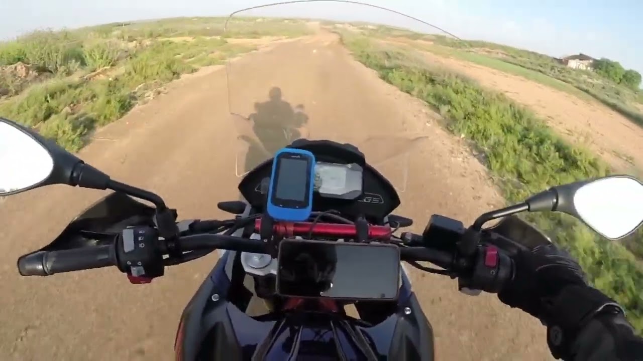G 310 GS en Monegros