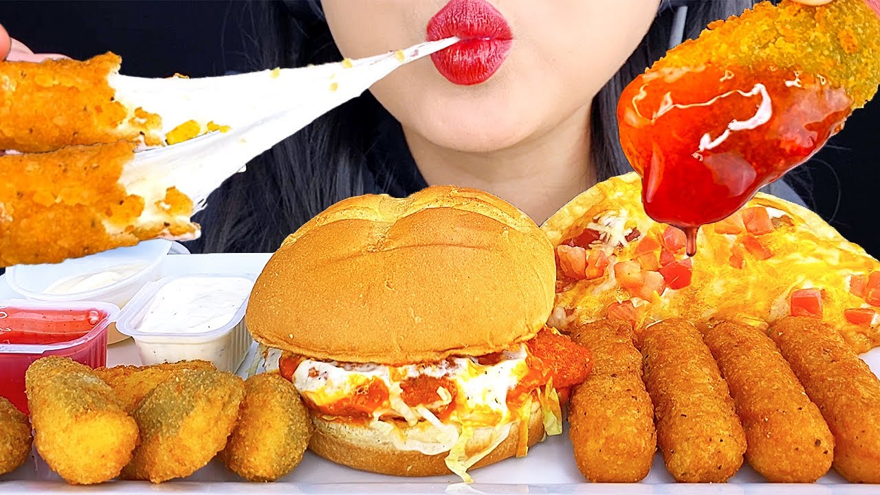 ASMR ARBY'S Chicken Sandwich & TACO BELL Mexican Pizza * Mozzarella Sticks * (No Talking) ASMR Phan