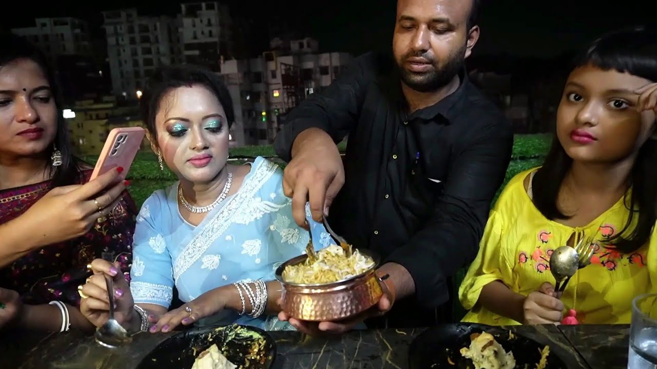 Rooftop e Jabardast Dinner | Sahajani Tikki | Goan Chicken | Mutton Biryani | Mexican Veg Sizzler