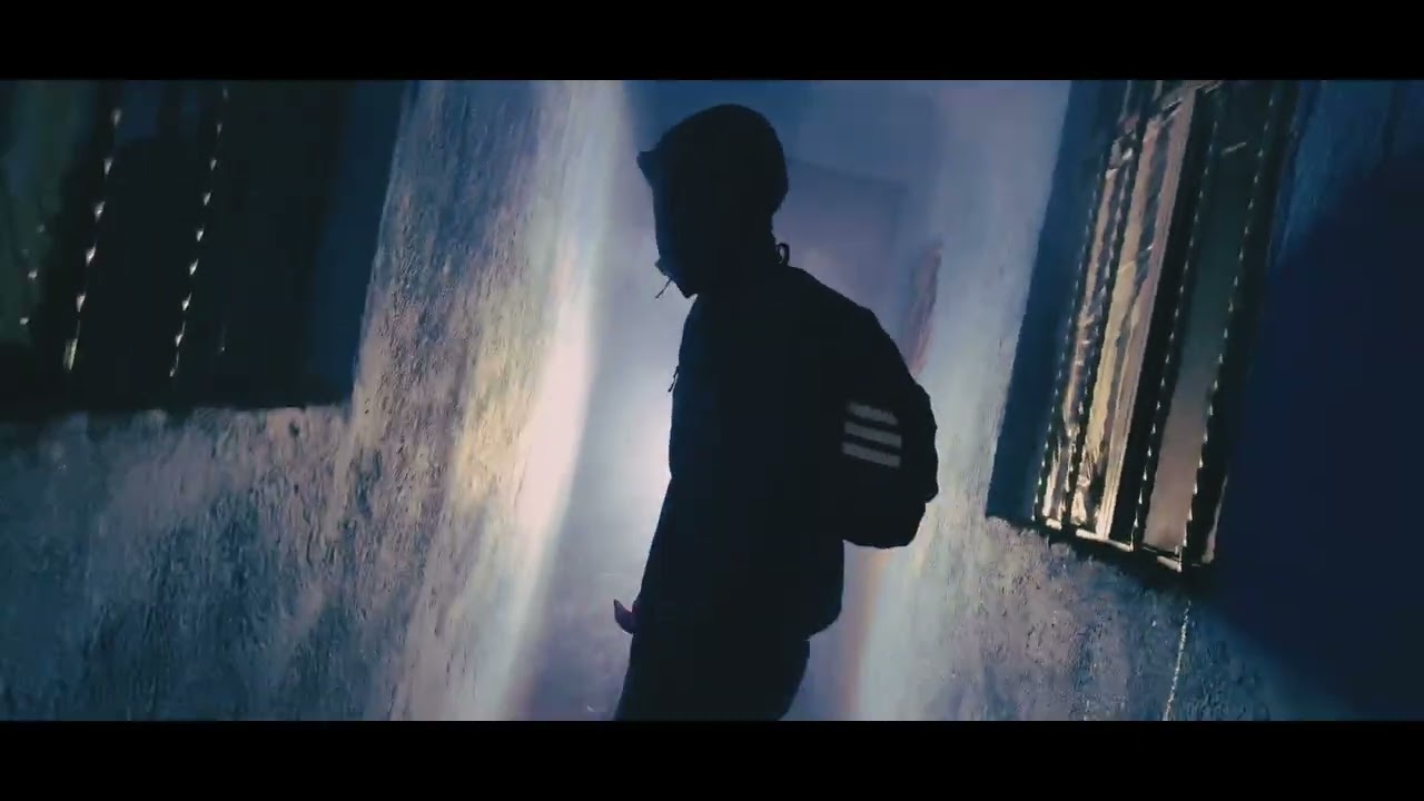 FLOW, NO BLING BLING (GALLO GONZÁLEZ FT ALEJANDROGAS) X LA CALLE PATROCINA X HIPPI HILL'S X