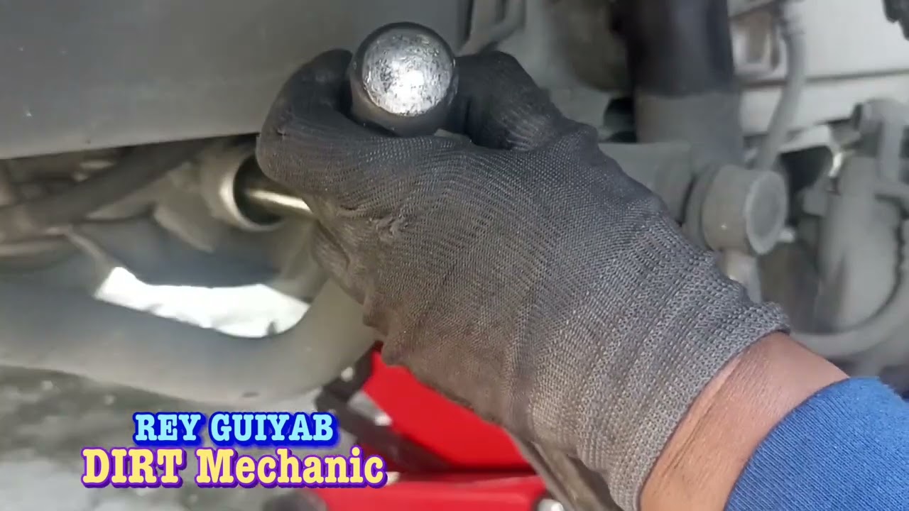 TOYOTA HI-ACE May lumalagutok sa driver side ikaw na mag check ng  hindi dumami cra. | DIRT MECHANIC