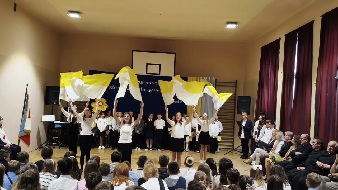 Święto Patrona Szkoły - Święty Jan Paweł II 