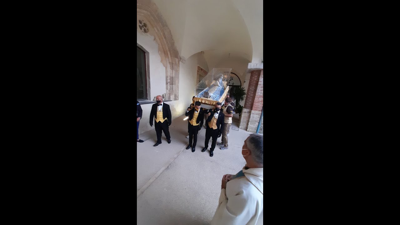 Intronizzazione della Madonna Assunta 2021