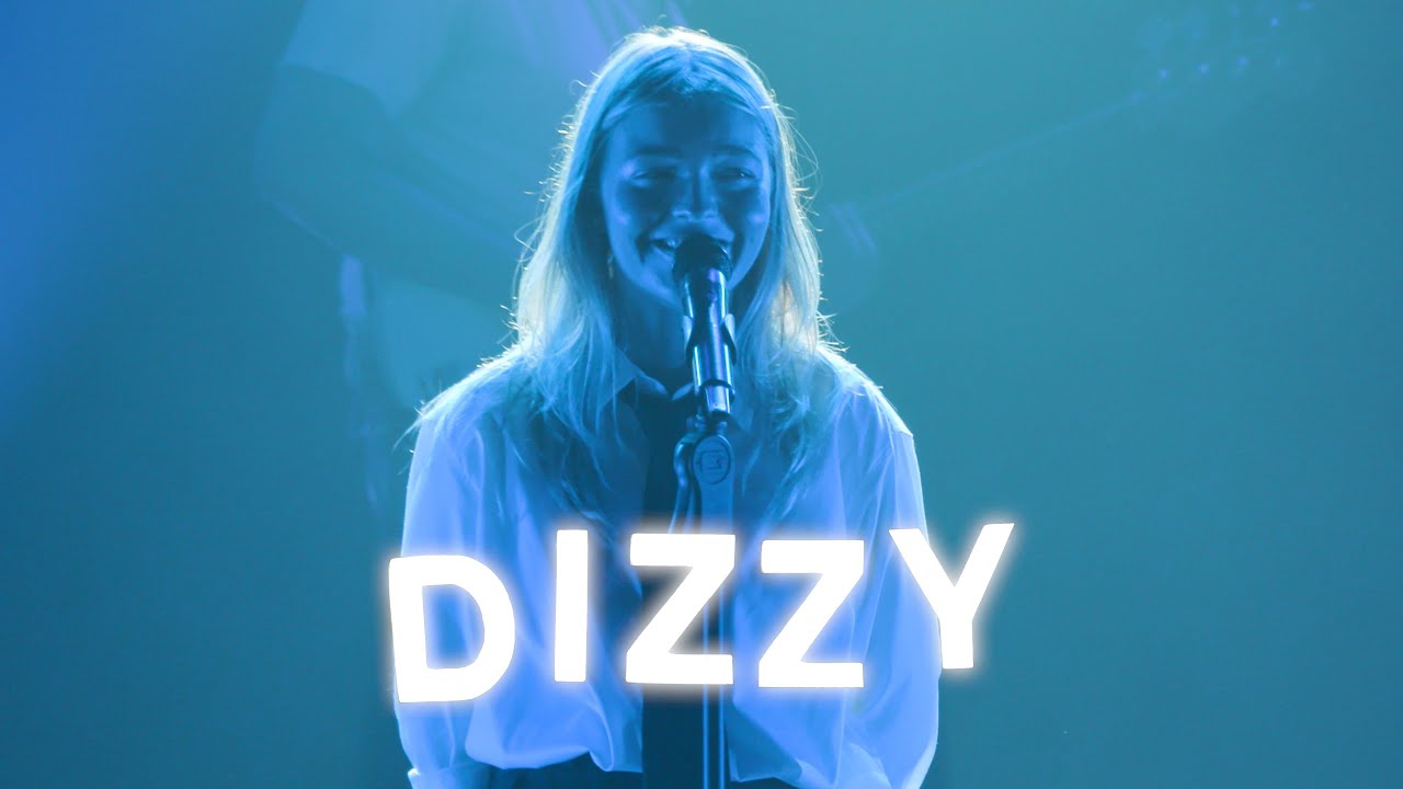 Watch @Dizzyymusic perform 