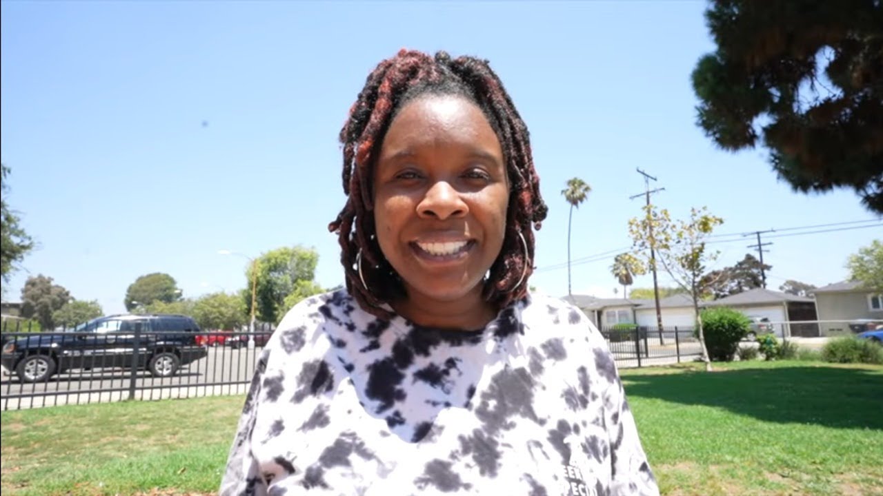 How Ms Taffy Turned $0.50 📼 into $800 sale on Ebay. 🌠🌠🌠