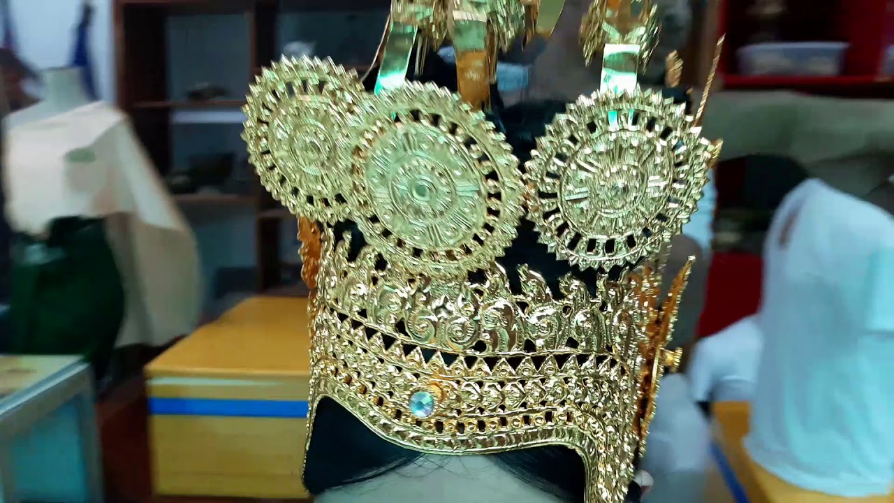 របៀបបំពាក់មកុដអប្សរា
