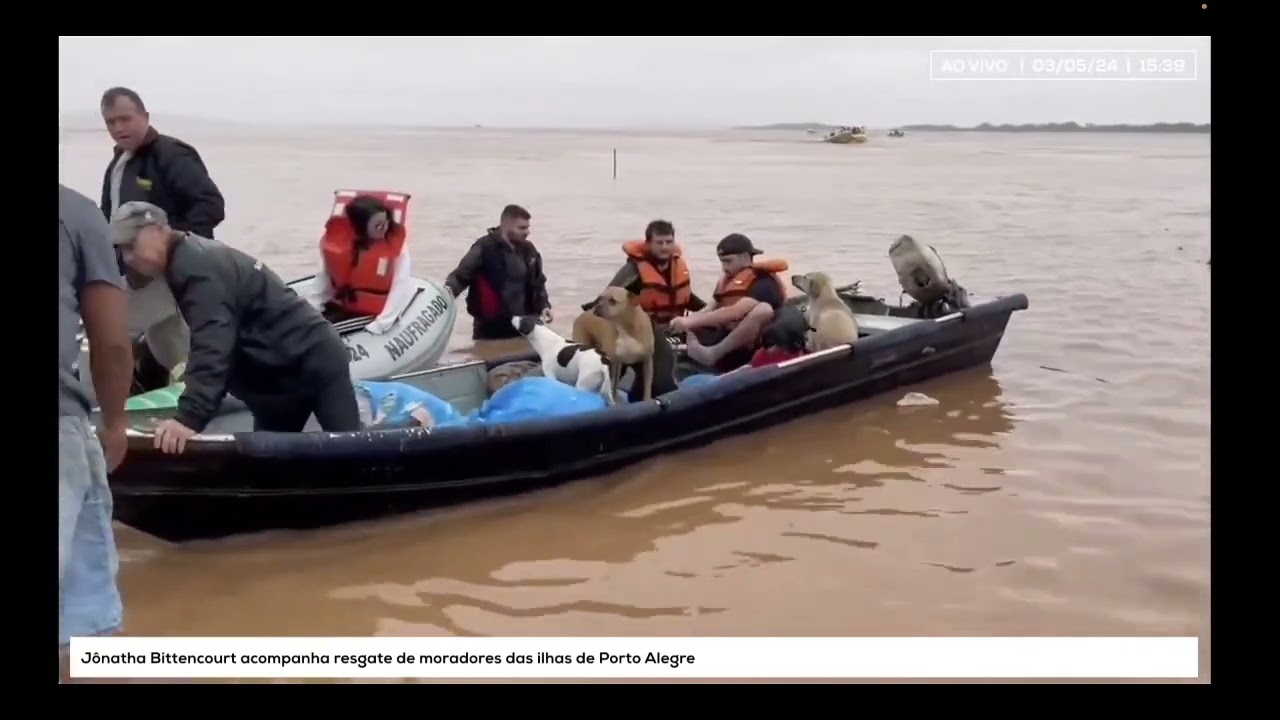 Jônata Bitencourt acompanha resgate de famílias na Ilha da Pintada, em POA