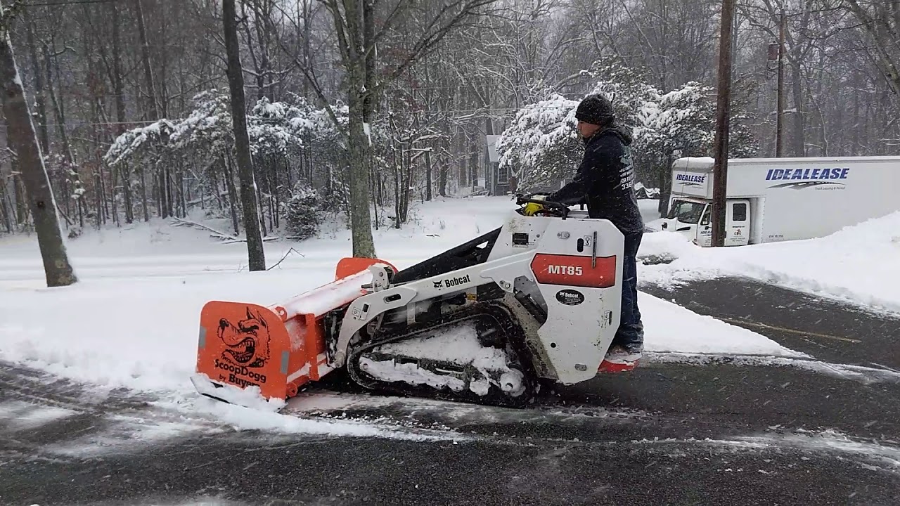 Bobcat MT 85 snow removal 6 ft scoopdogg