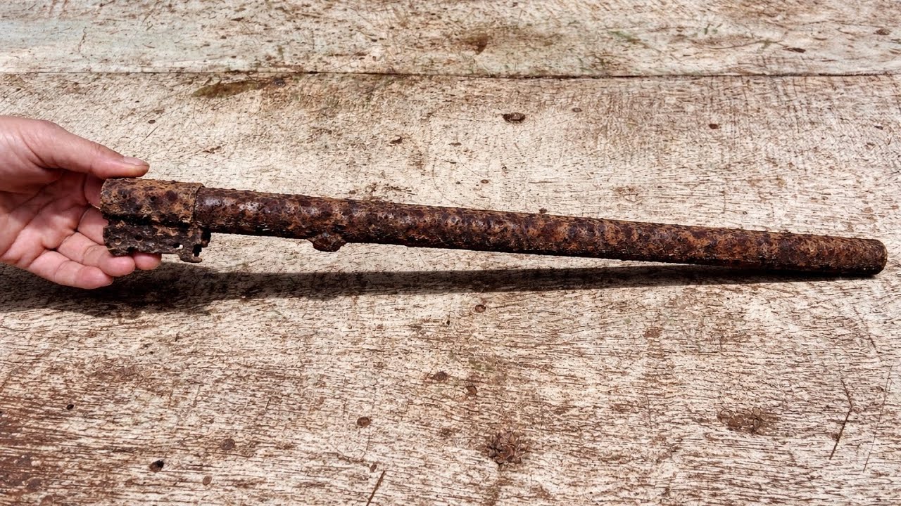 Restoration of an Old Iron Bar Buried Underground for Decades