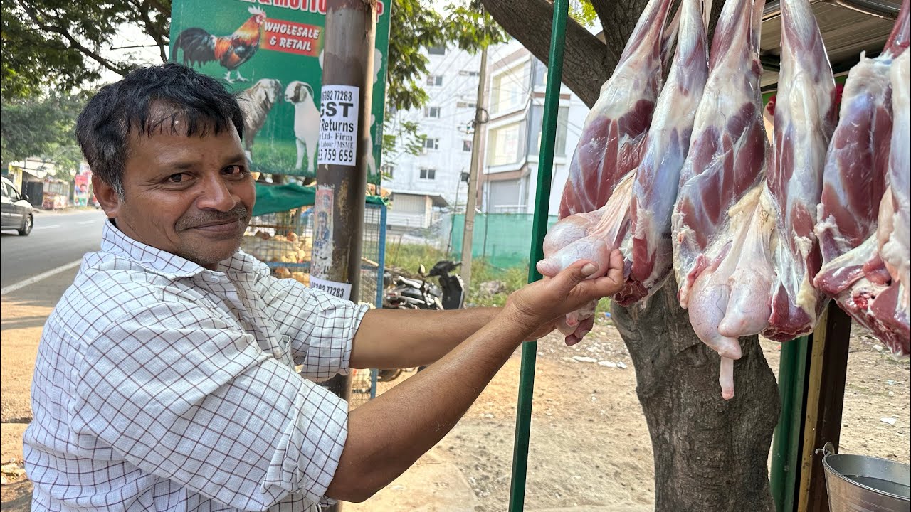 హైదరాబాద్ జియాగూడ మండి మేకపోతులు సండే కటింగ్ స్కిల్స్ !! Mahesh Meat Cuts !! Hyd Vlog !!