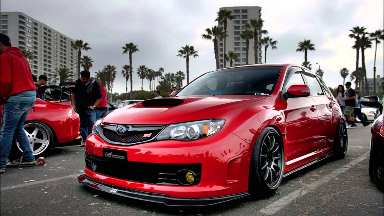 Techno Music VS. Subaru Impreza (HD)