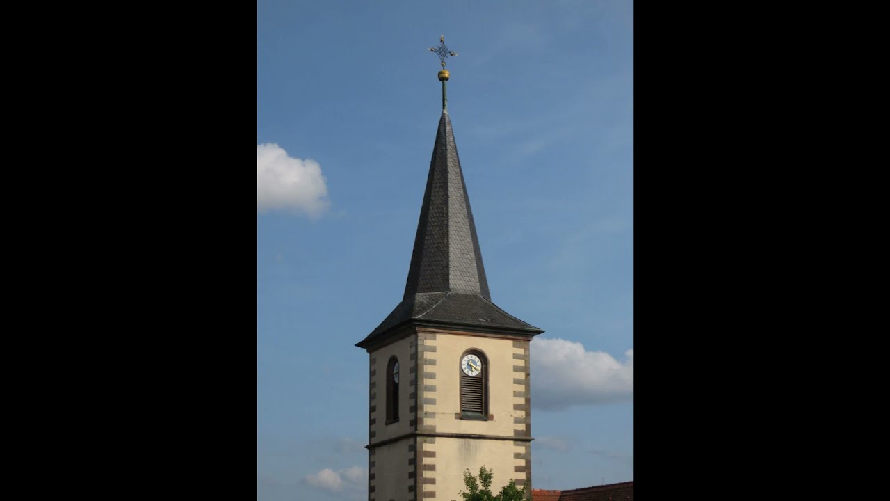 Burkardroth-Premich (D) die Glocken der kath. Kirche St. Laurentius