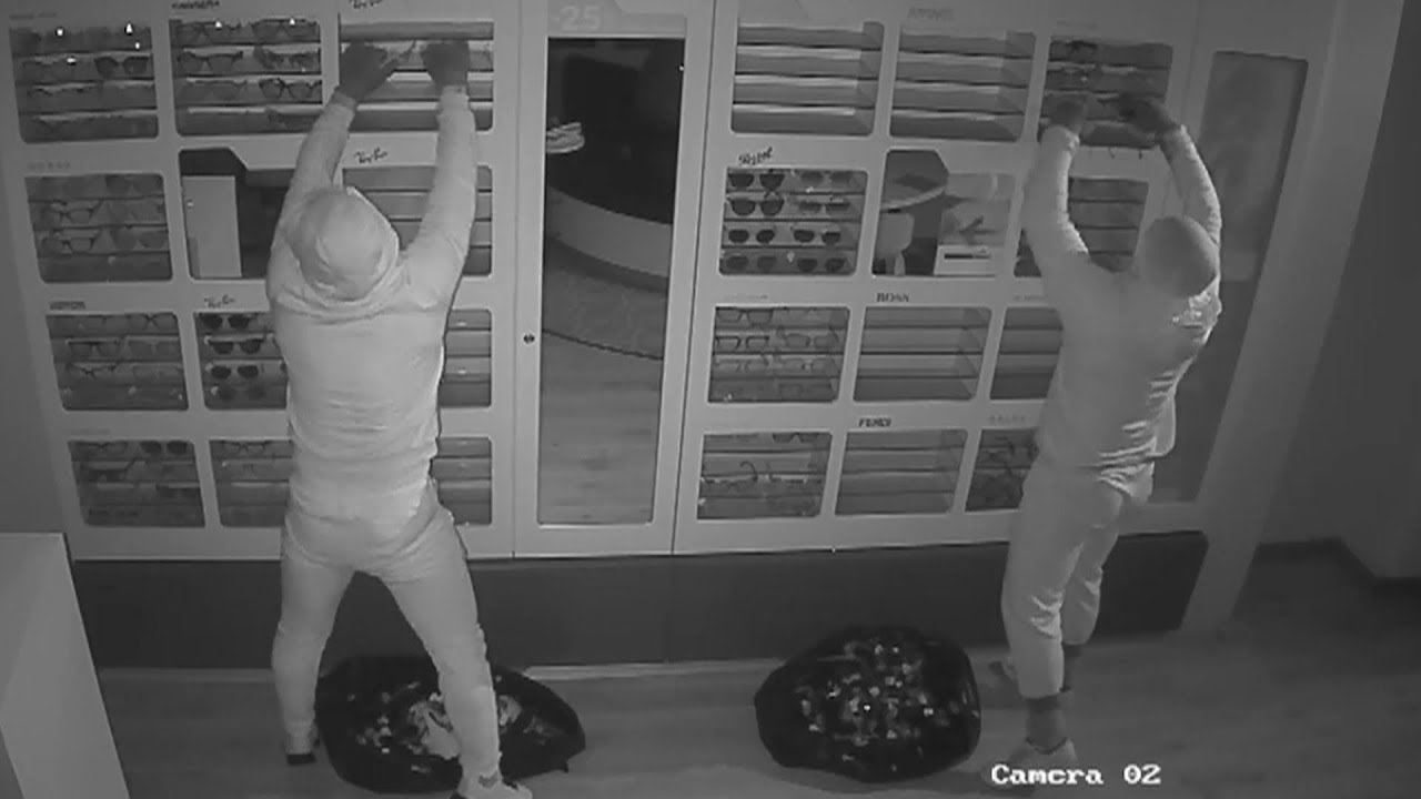 Voor 15.000 euro aan zonnebrillen gestolen bij opticien in Naaldwijk  - Team West