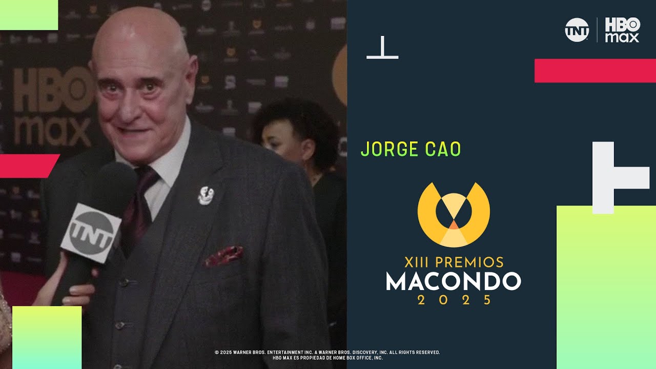Jorge Cao en la Alfombra Roja de los Premios Macondo ® 2025