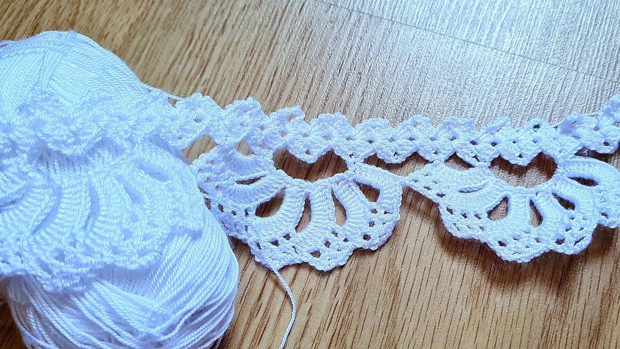 Super easy crochet knitting tutorial for women's scarf آموزش بافت سر چادر بسیار زیبا و آسان