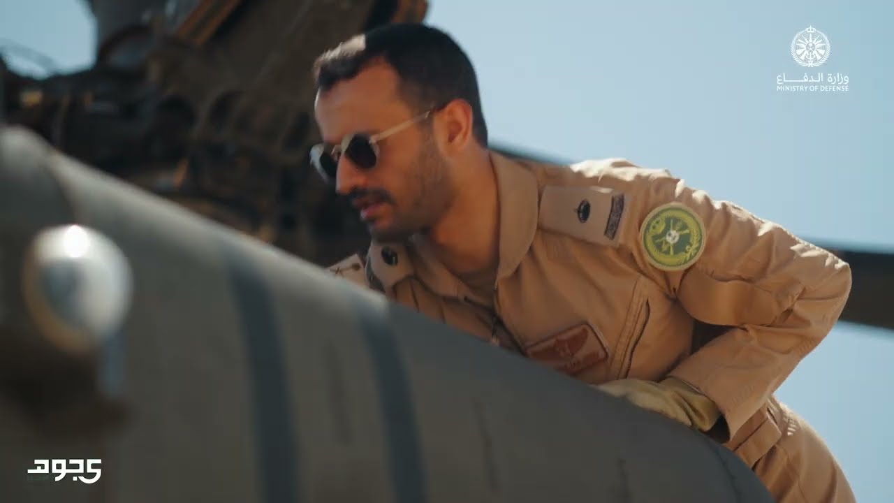 سلاح طيران القوات البرية؛ هِممٌ تعانق السماء وبسالة واحترافية في الأداء.