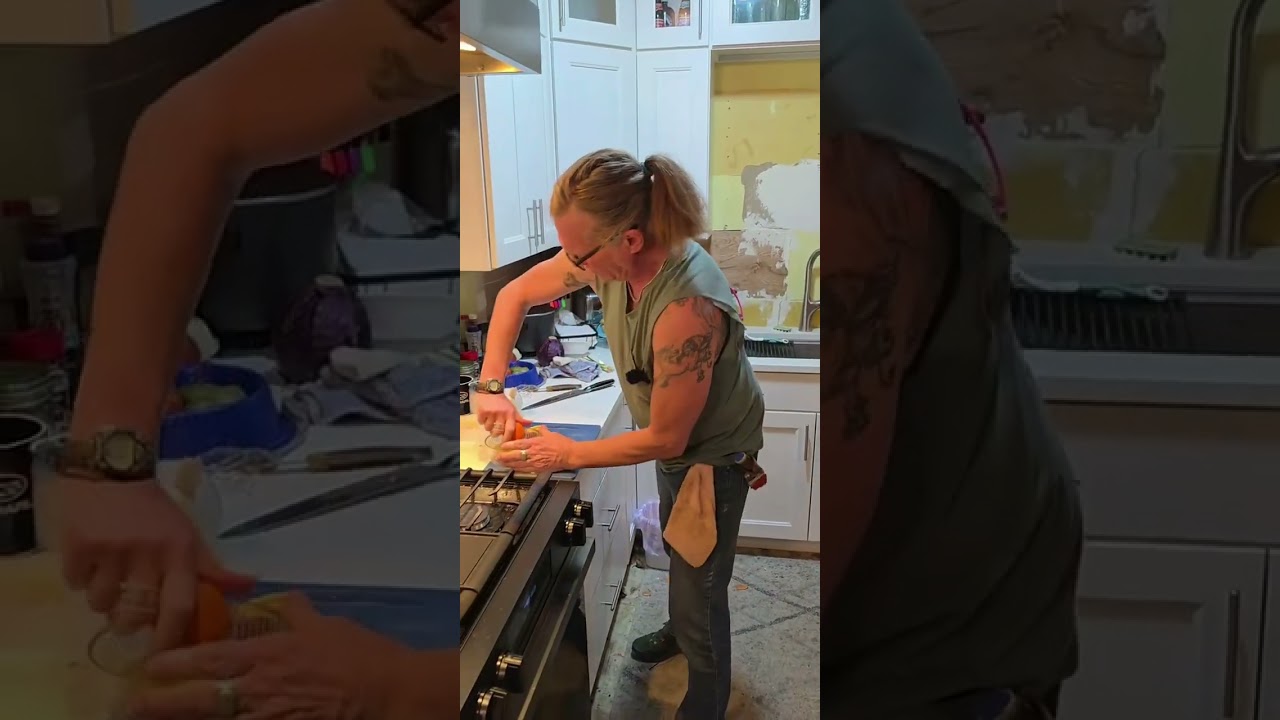 Пак и его грейпфрут. #puckcooks #feedyourfamily #fypシ