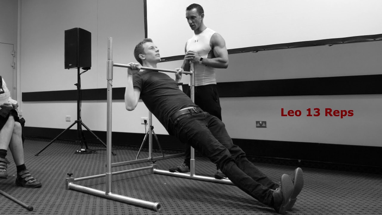 Male inverted row contest, Vegfest Brighton 2018