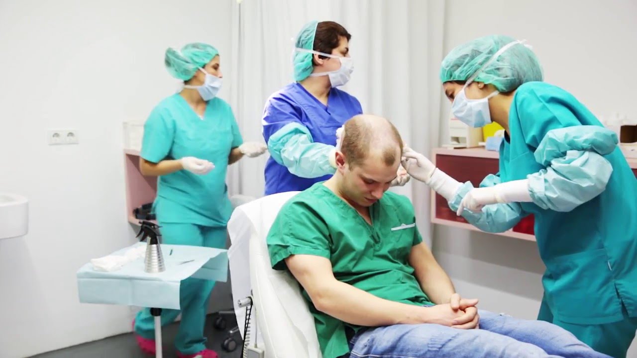 Haartransplantation FUE Methode in Wien, Dr. Kohrgruber