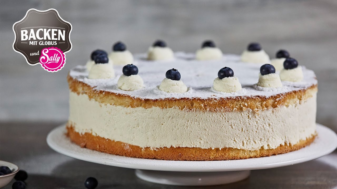 Windbeutel-Käsesahnetorte mit Blaubeer-Creme | Backen mit Globus & Sallys Welt #80