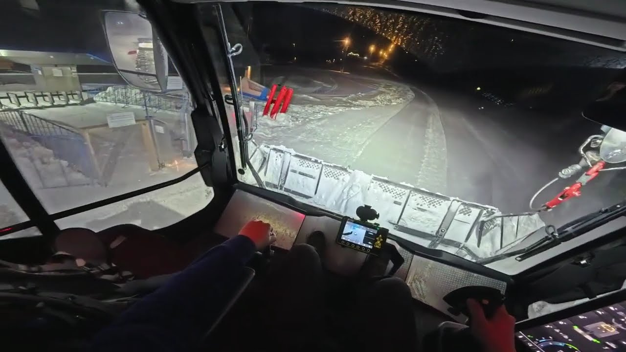 Build Lira Slope on Myler Mountain Resort Prinoth LiteWolf LTP