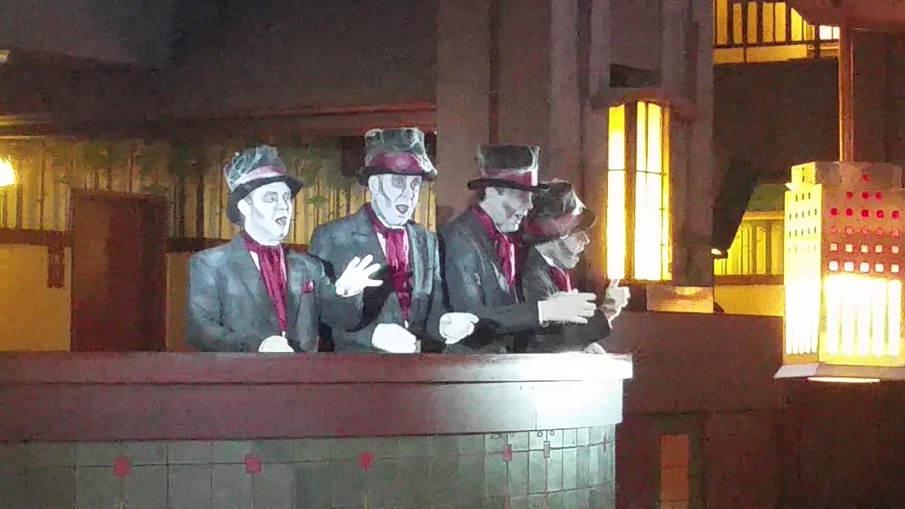 Cadaver Dans - Grim Grinning Ghosts