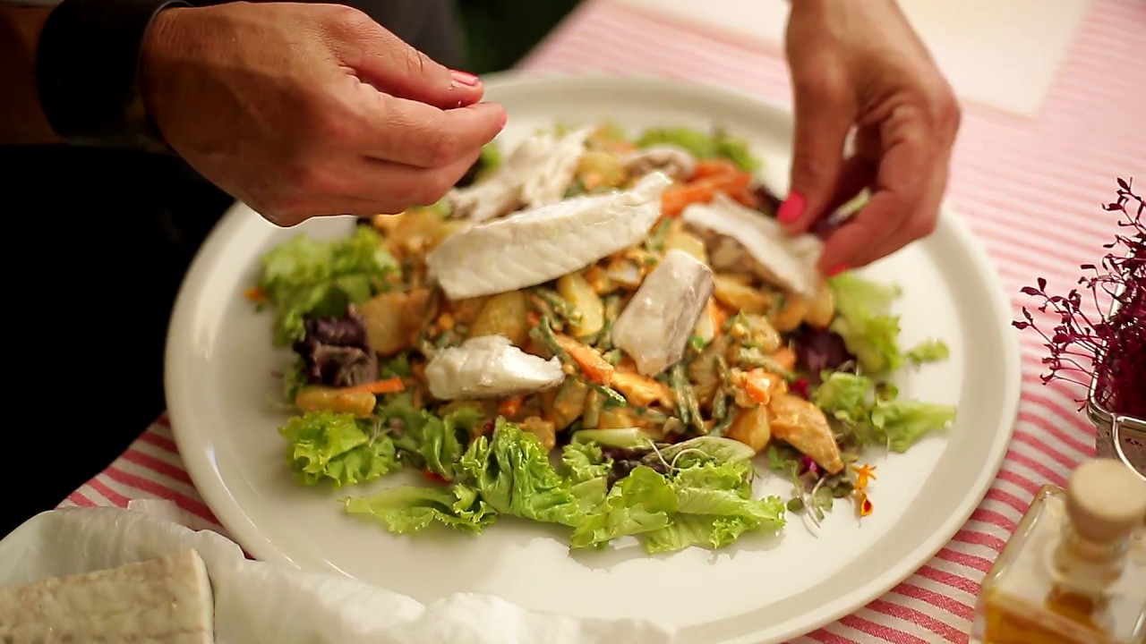 Corvina Rex salad with vegetables