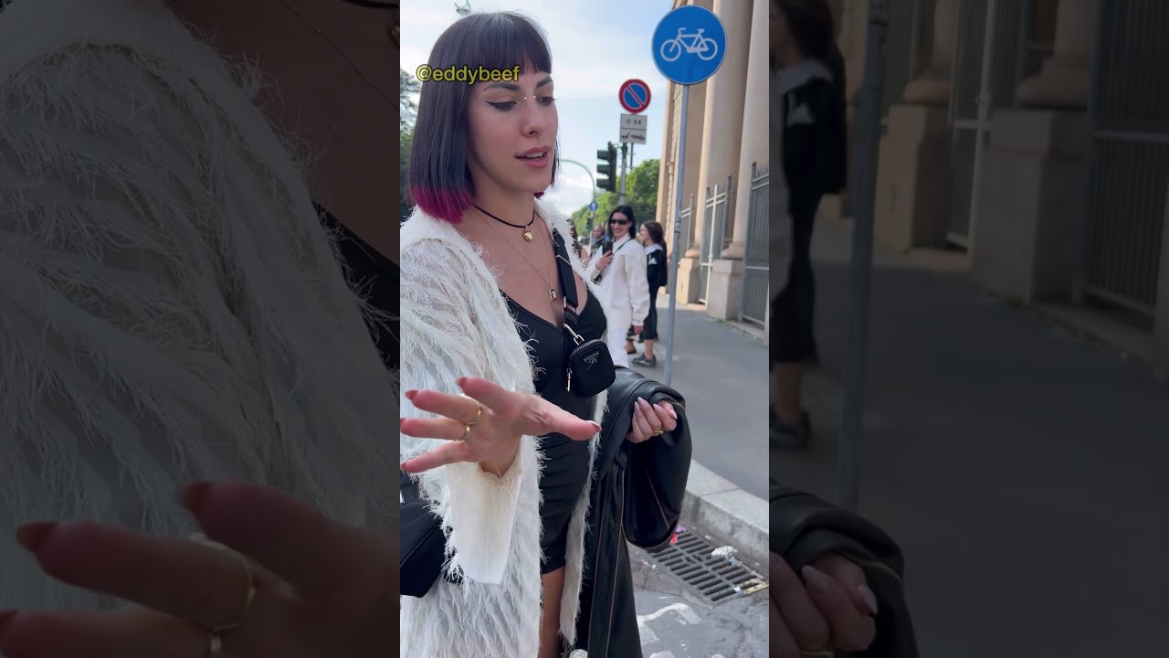 INCONTRO BEBA UNA CANTANTE MA NON SI RICORDAVA LA SUA CANZONE #trap #luxury #beba #shorts #love