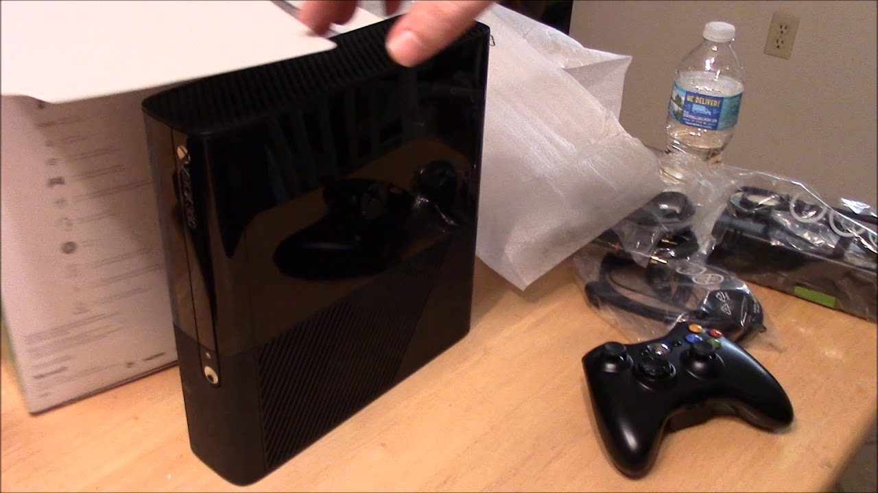 Unboxing a mint 360 in 2018! PS3 arrives damaged!!