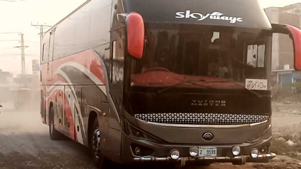 Non AC vs AC time from Sadiqabad! #youtube   #bus #buslover #video #busdriver