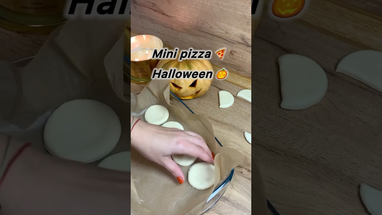 Mini pizza Halloween Легкий швидкий рецепт міні піци на Хелловін  #pizza #halloweensnacks