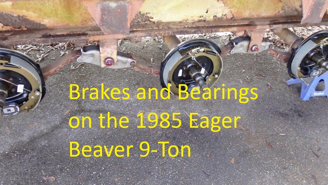 Тормоза и подшипники на трехосном грузовике Eager Beaver 85.