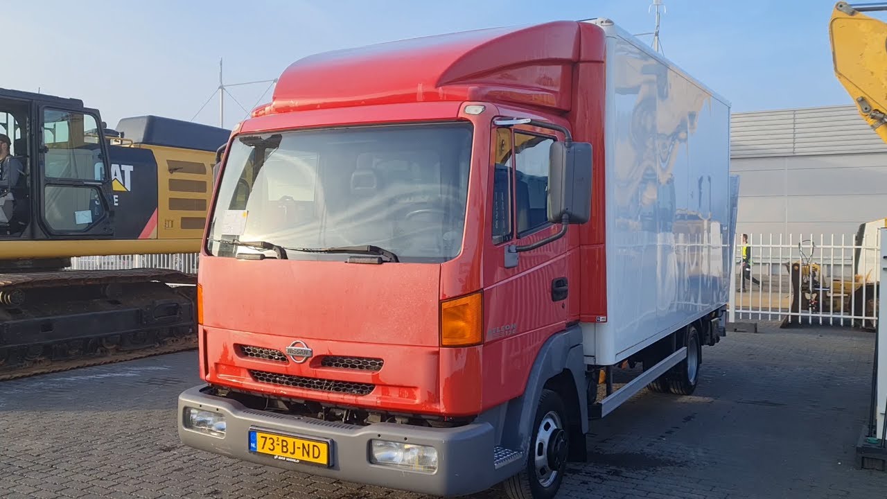 70152898 Nissan Atleon