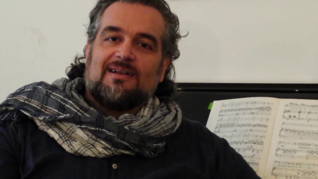 Il Basso Riccardo Zanellato sul recupero della voce con l'Agopuntura