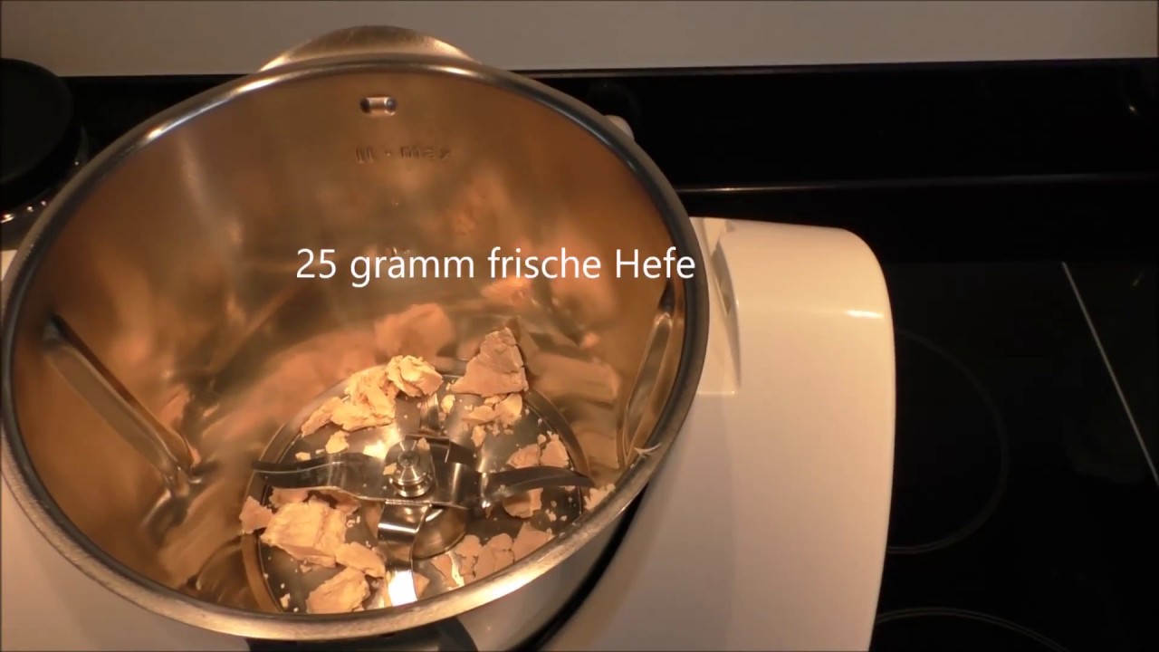 Schneller Pizzateig aus dem Thermomix TM31/ TM5