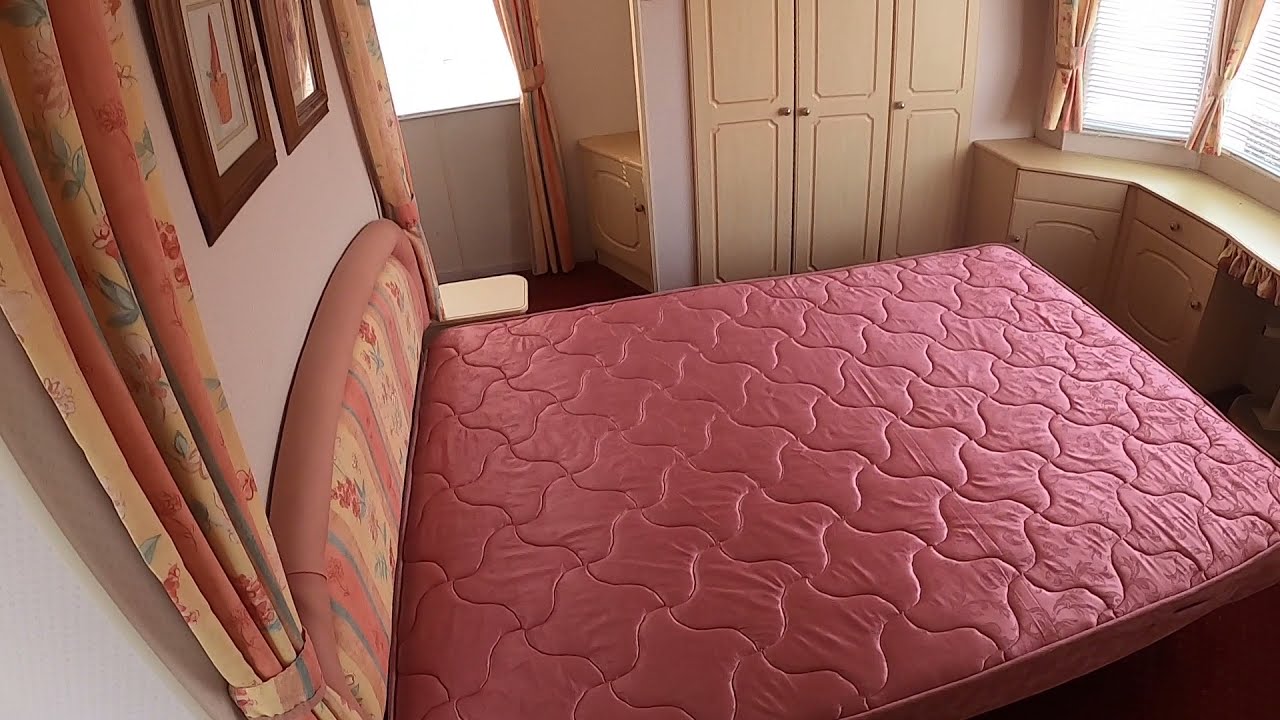 2002 Atlas Topaz Super CL 37 x 12   2 Bedroom