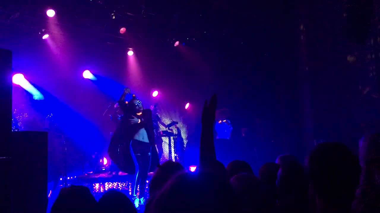 Grimes & Janelle Monae - Venus Fly (Live in Atlanta)