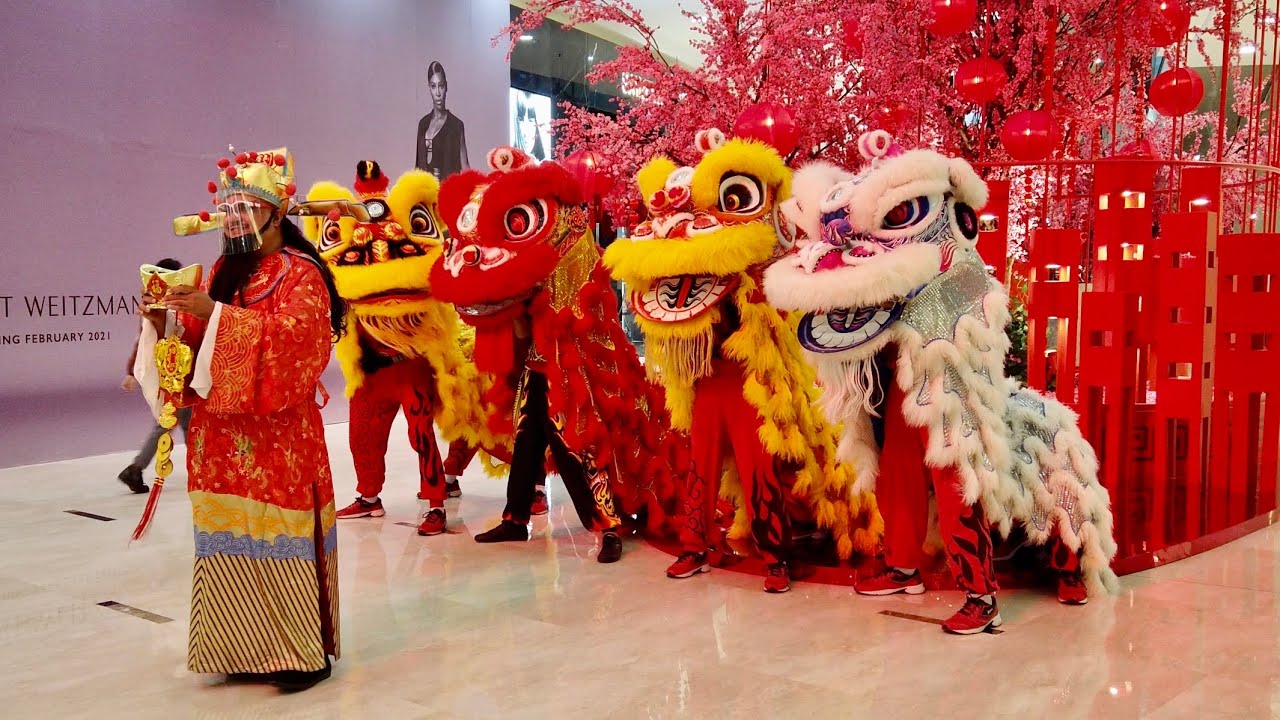 Lion Dance Chinese New Year - Barongsai 2021 at Senayan City Mall [4K Binaural]