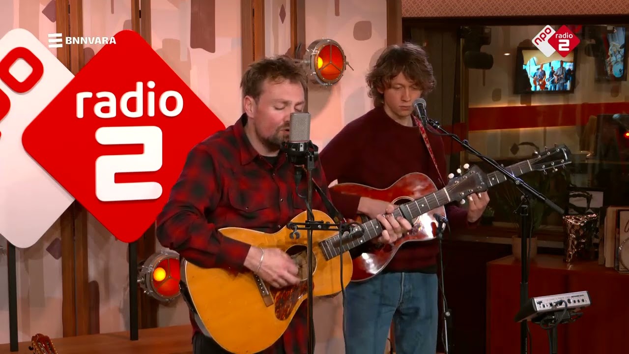 Tim Knol - Wildflowers (Tom Petty cover) live at Blokhuis radio 2