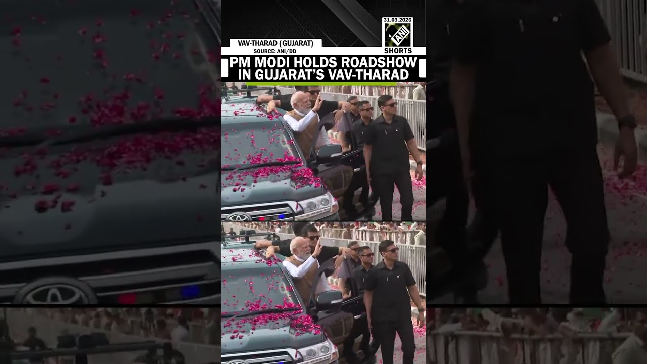 PM Modi holds roadshow in Gujarat&rsquo;s Vav-Tharad