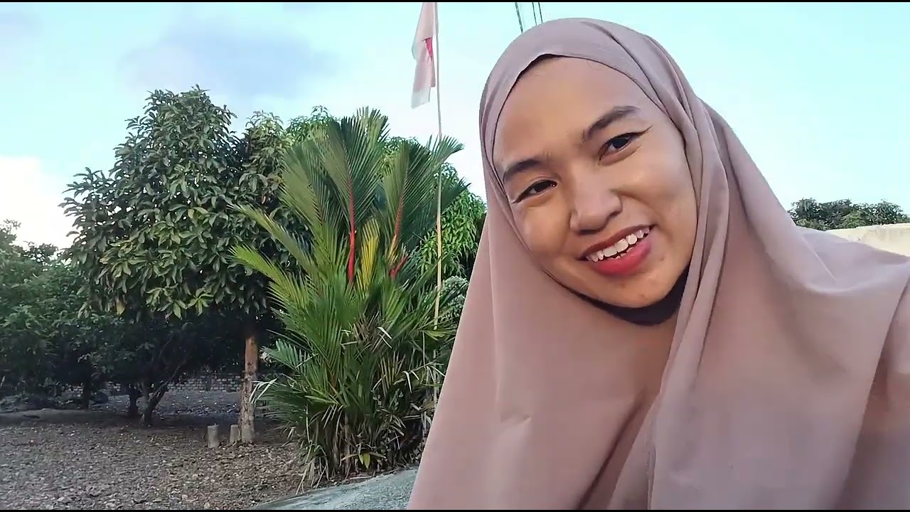 Ayam nya pura pura pingsan