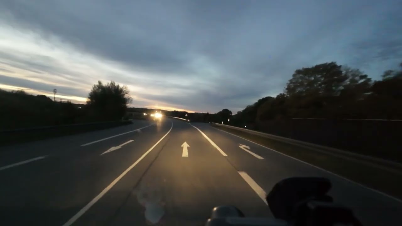 # 009 Analoge Nomade, Arbeit, Reisen und Gott