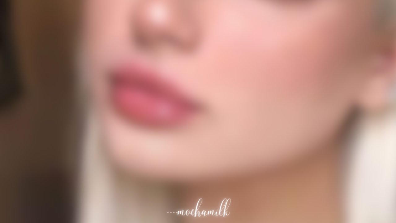 ⚠❝did you get an upper lip lift?!❞ INSTANTLY  thicker n fuller upper lip--- S-SATURATING formula ⚠