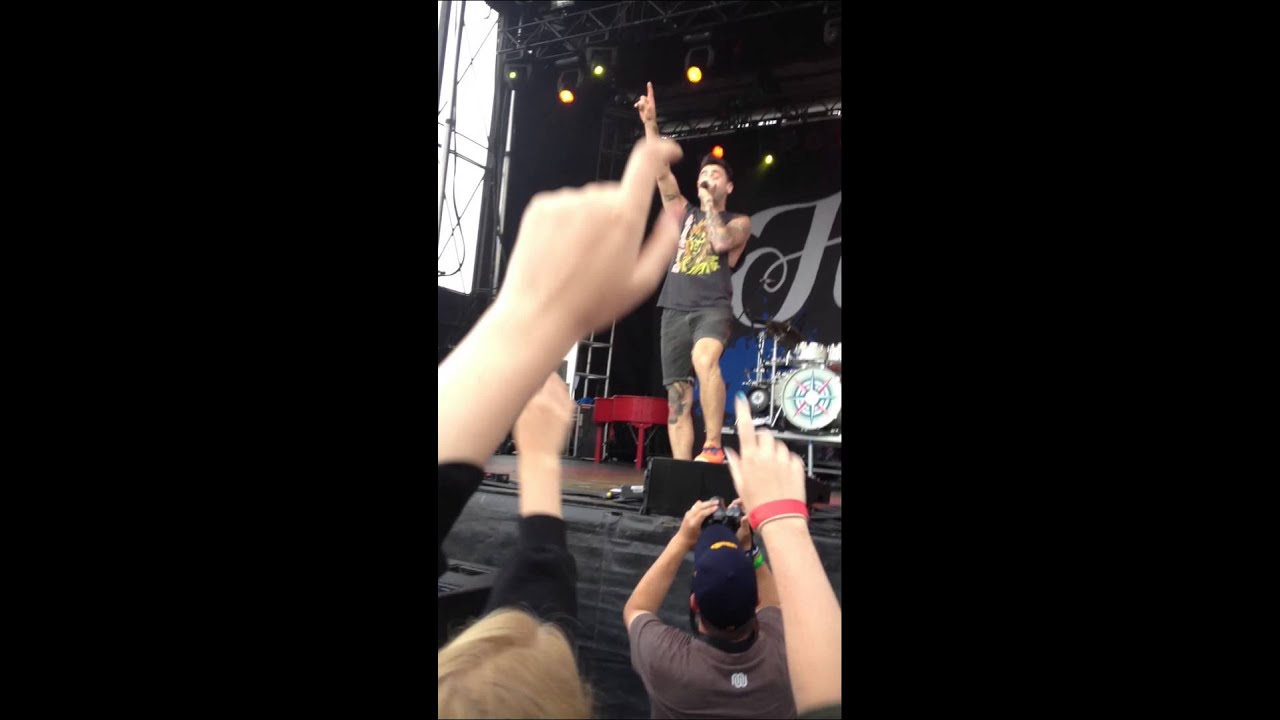 Hedley - One life Belleville (Big Music Fest) 2013