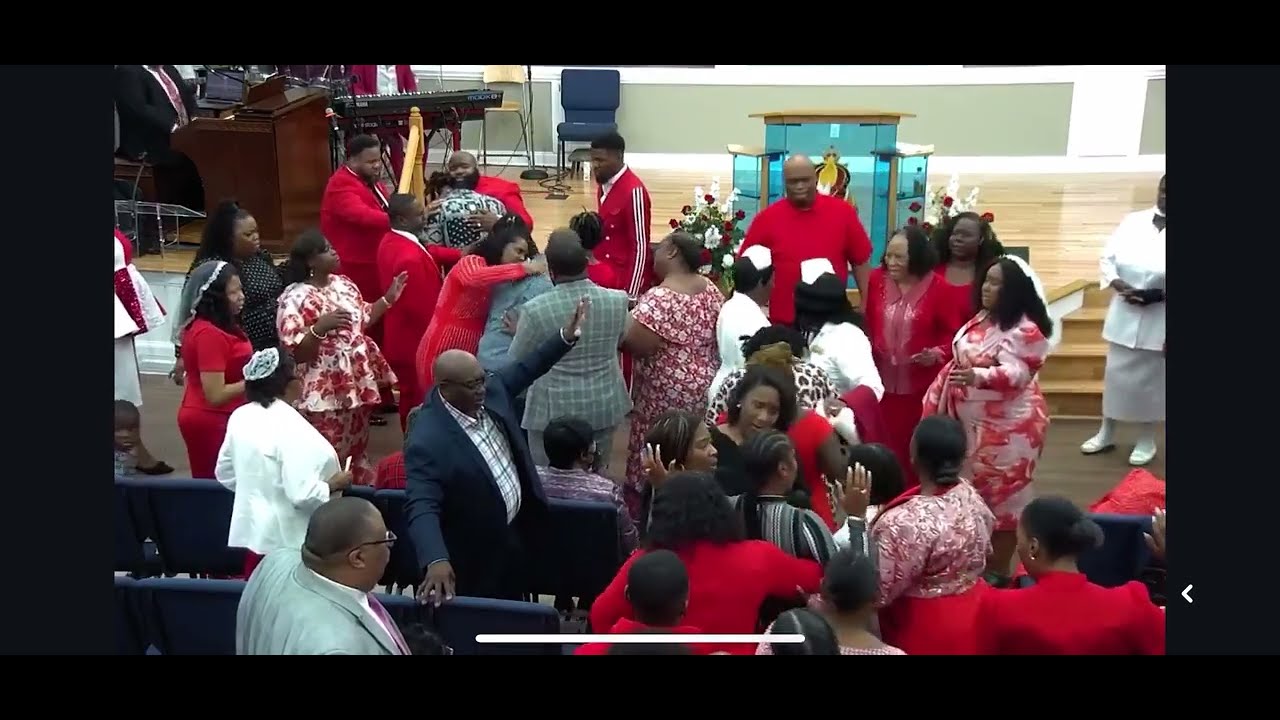 Pastor Latoya Brewington altar call  breakthrough and Holy Ghost fire 👏🏿😮‍💨😭🔥