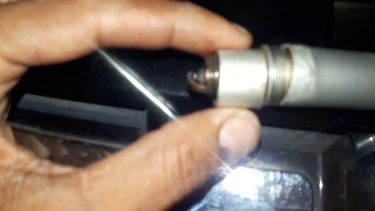 Velas de carro encharcando de óleo o que fazer?