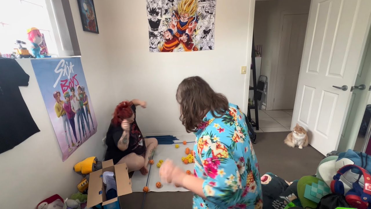 Galentines !!! 💖 We bake a cute vegan chocolate cake! Vlog